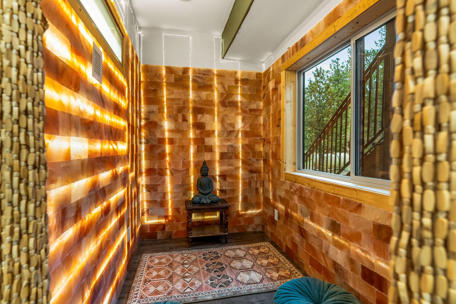 Salt wall detail